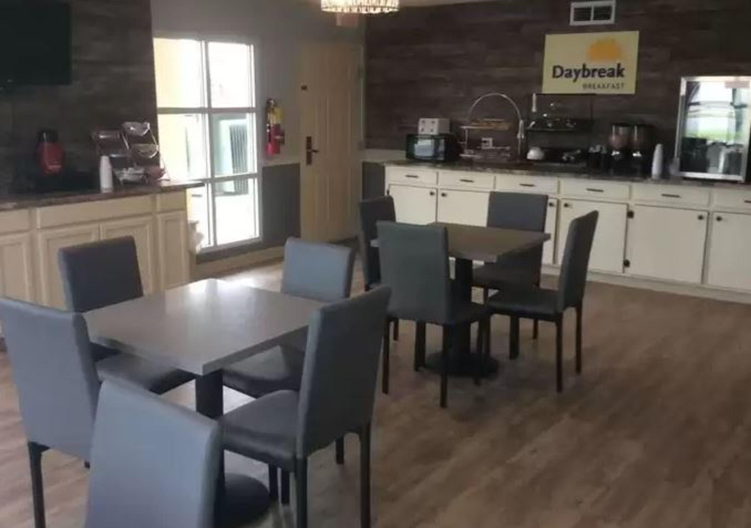 Days Inn By Wyndham Donalsonville Esterno foto